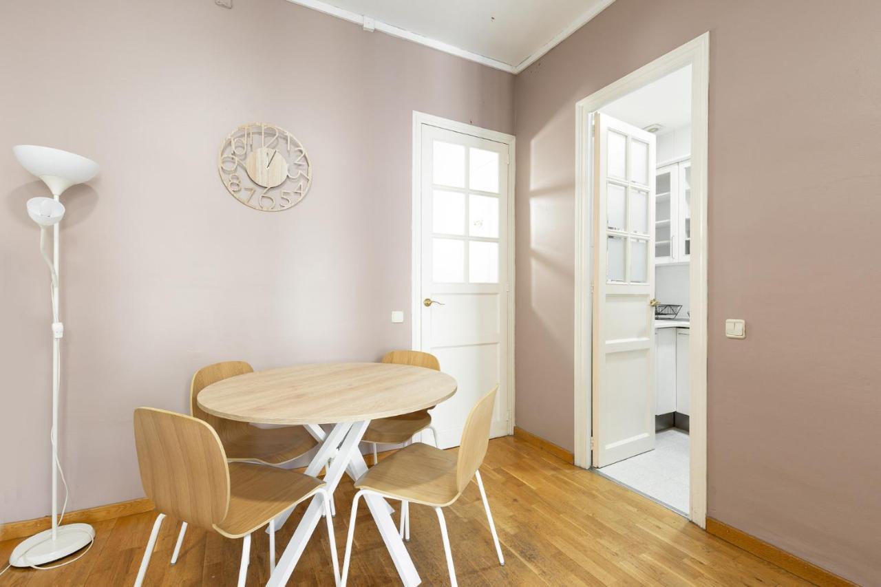 Stay U-Nique Apartments Consell Barcelona Eksteriør bilde