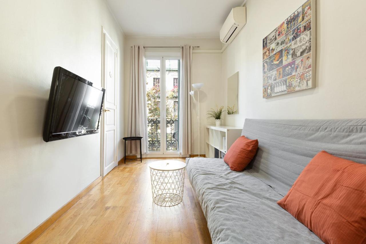 Stay U-Nique Apartments Consell Barcelona Eksteriør bilde